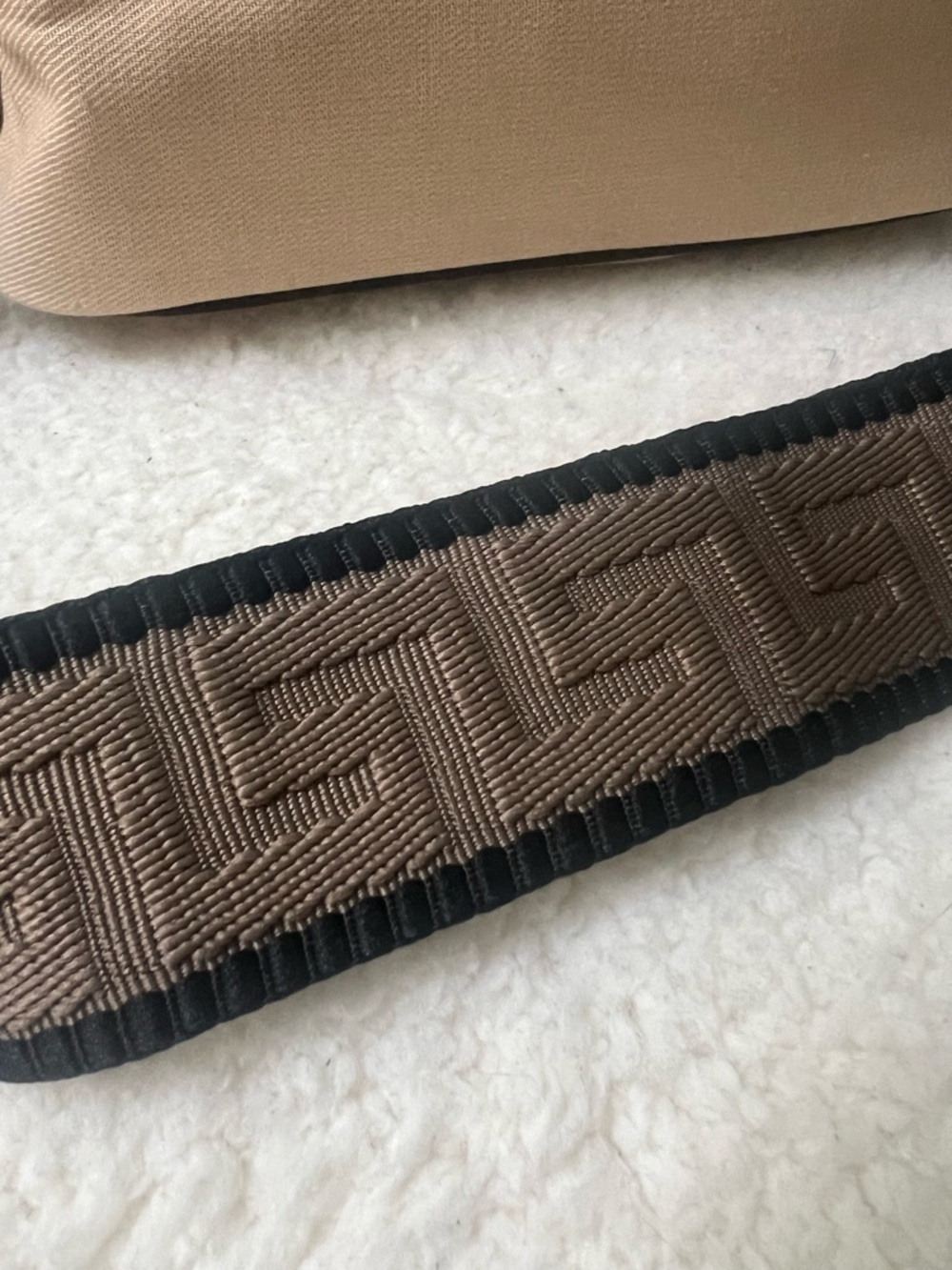 Rare Burberry Upcycled Canvas Beauty Bag to Crossbody Purse - Picture 7 of 10